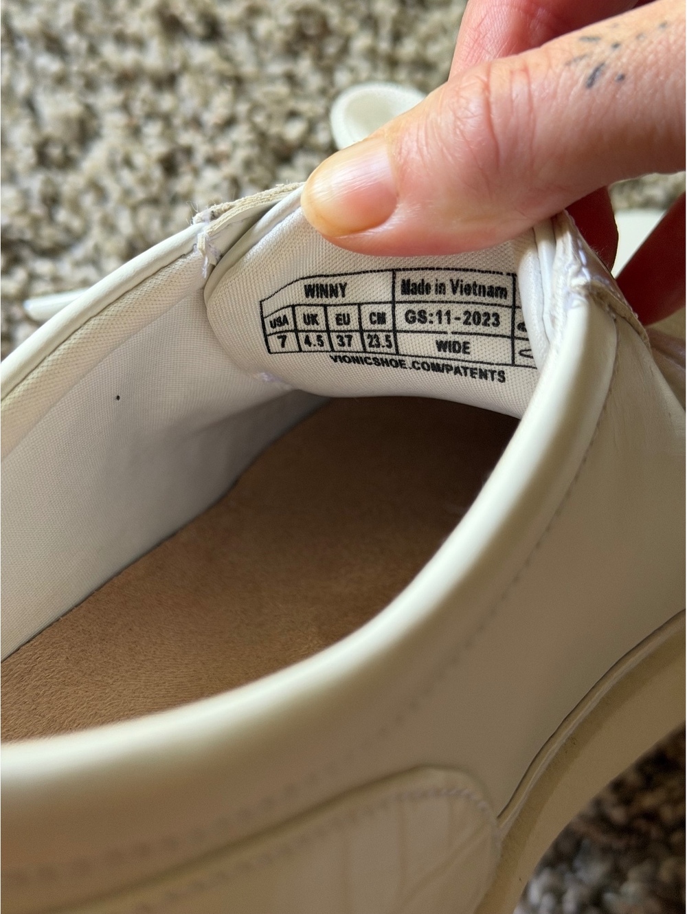 Vioionic Winny Sneakers - Picture 4 of 9